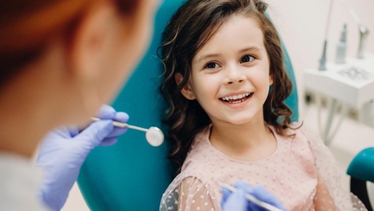 Djeca pacijenti – kako im pomoći da prevladaju strah od stomatologa?